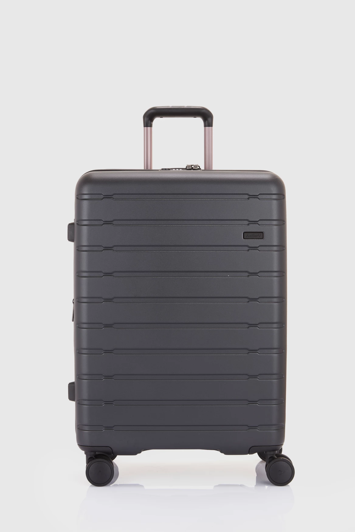 Antler Stamford 67cm Suitcase 4 Antler Stamford 67cm Suitcase - Image 4