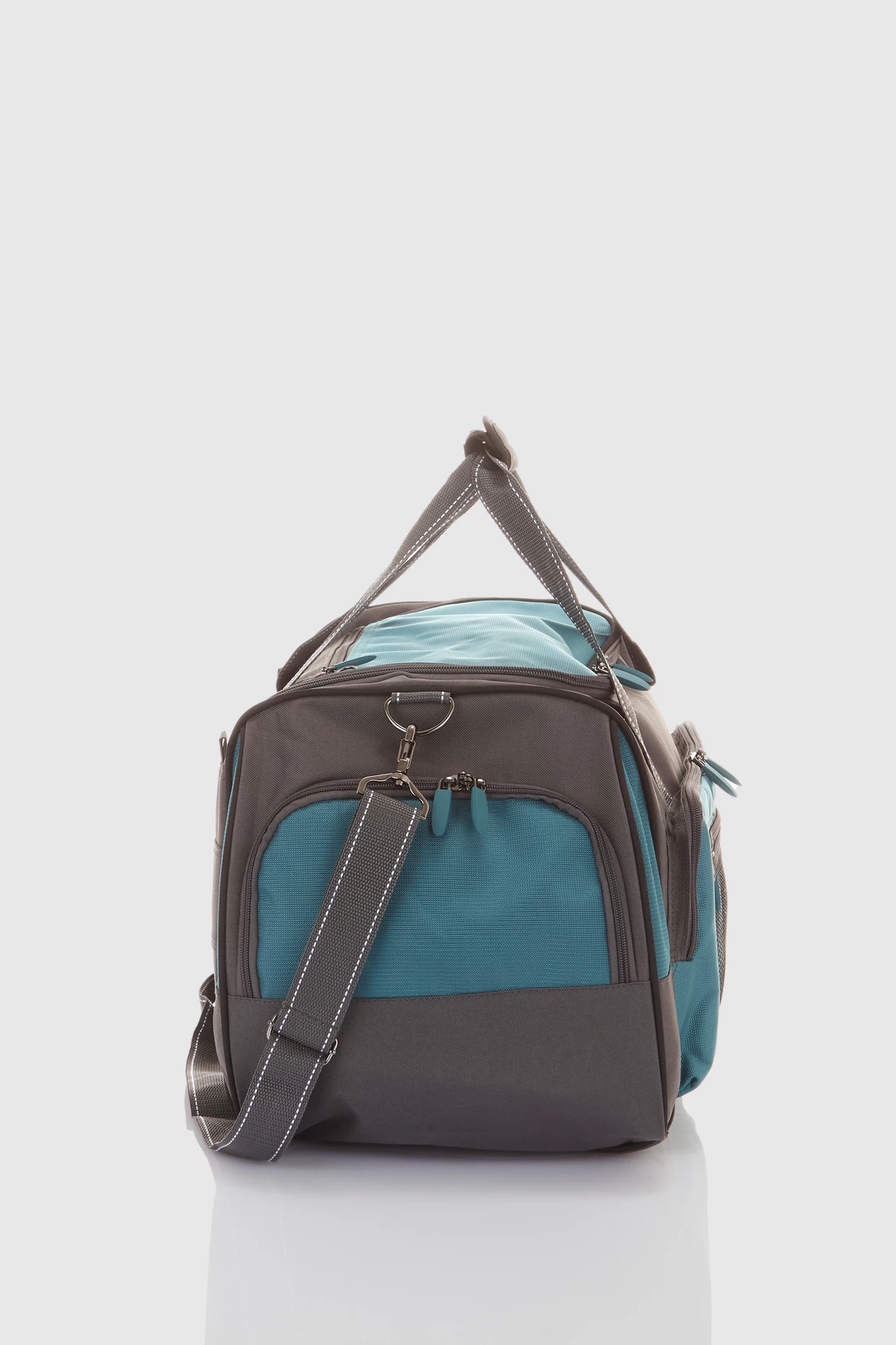 Discovery 55cm Sports Duffle Bag 4 Discovery 55cm Sports Duffle Bag - Image 4