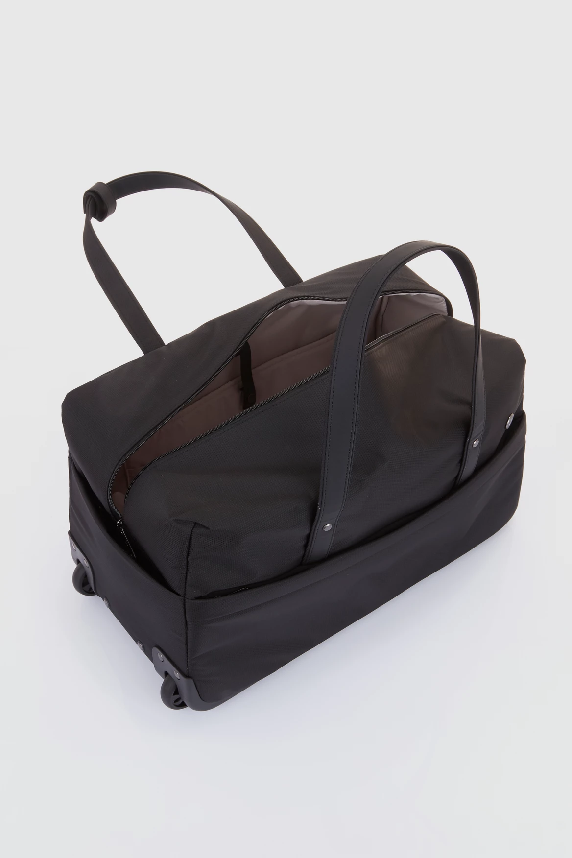 Antler Prestwick 57cm Wheeled Duffle 3 Antler Prestwick 57cm Wheeled Duffle - Image 3