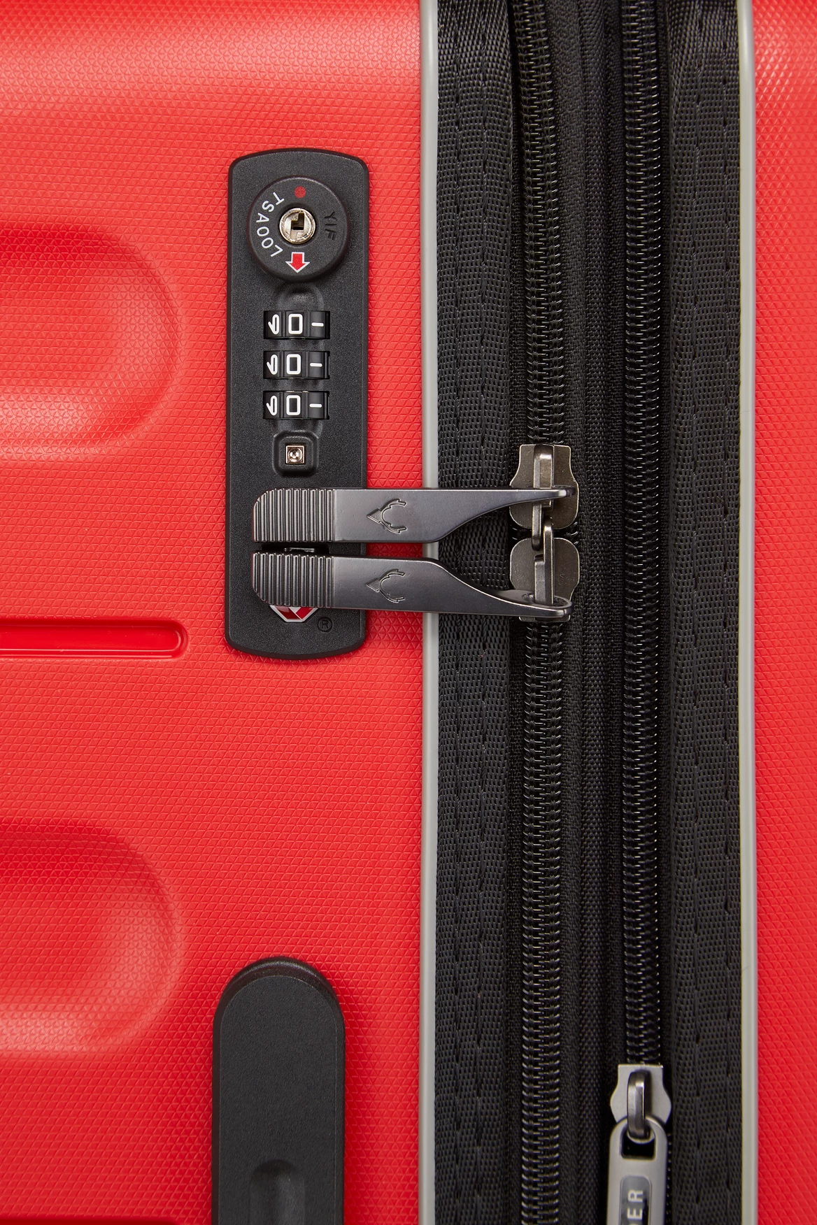 Antler Lincoln 80cm Suitcase 7 Antler Lincoln 80cm Suitcase - Image 7