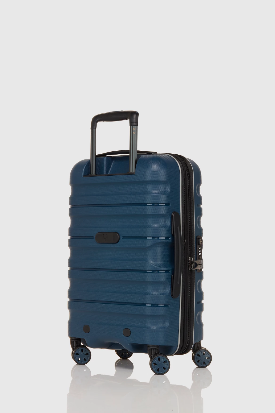 Antler Lincoln 55cm Suitcase 5 Antler Lincoln 55cm Suitcase - Image 5