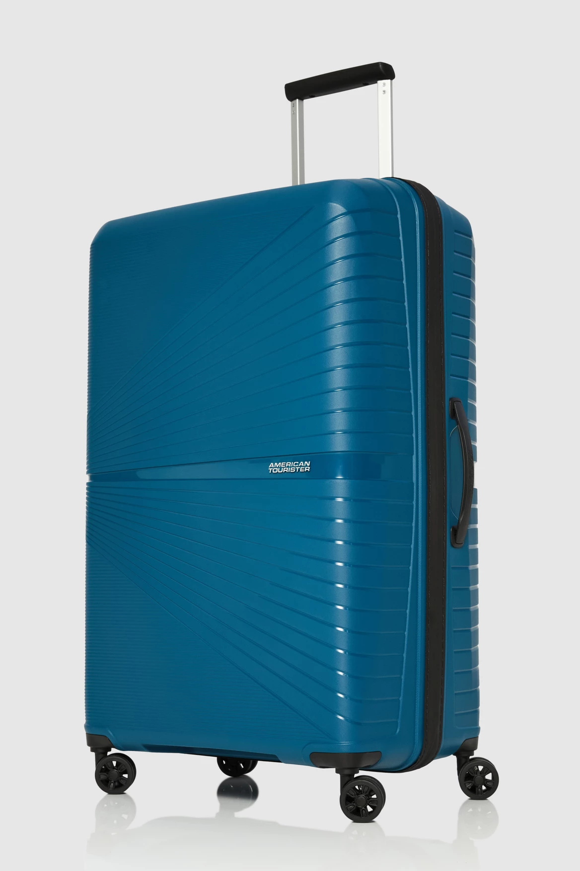 American Tourister Airconic 77cm Case 1 American Tourister Airconic 77cm Case