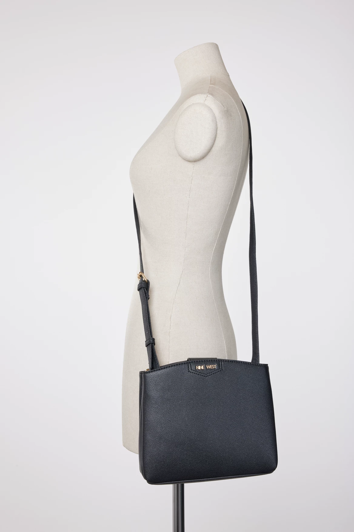 Nine West Jorie Jet Set Crossbody Bag 4 Nine West Jorie Jet Set Crossbody Bag - Image 4