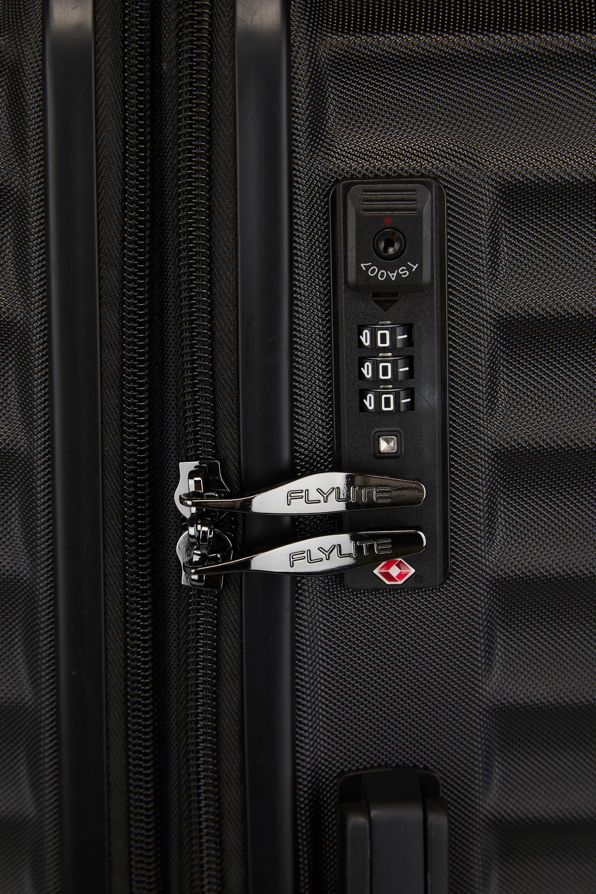 Berlin 68cm Suitcase 7 Berlin 68cm Suitcase - Image 7