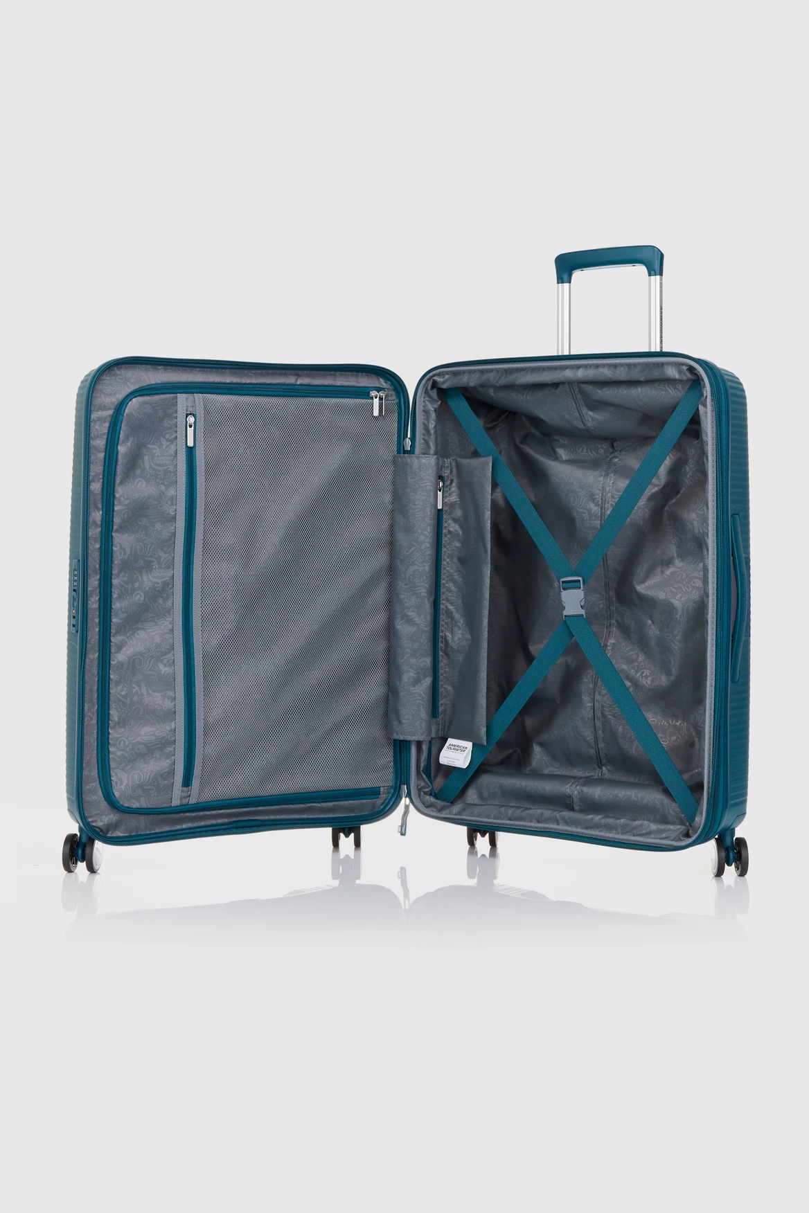 American Tourister Curio 2 80cm Suitcase 3 American Tourister Curio 2 80cm Suitcase - Image 3