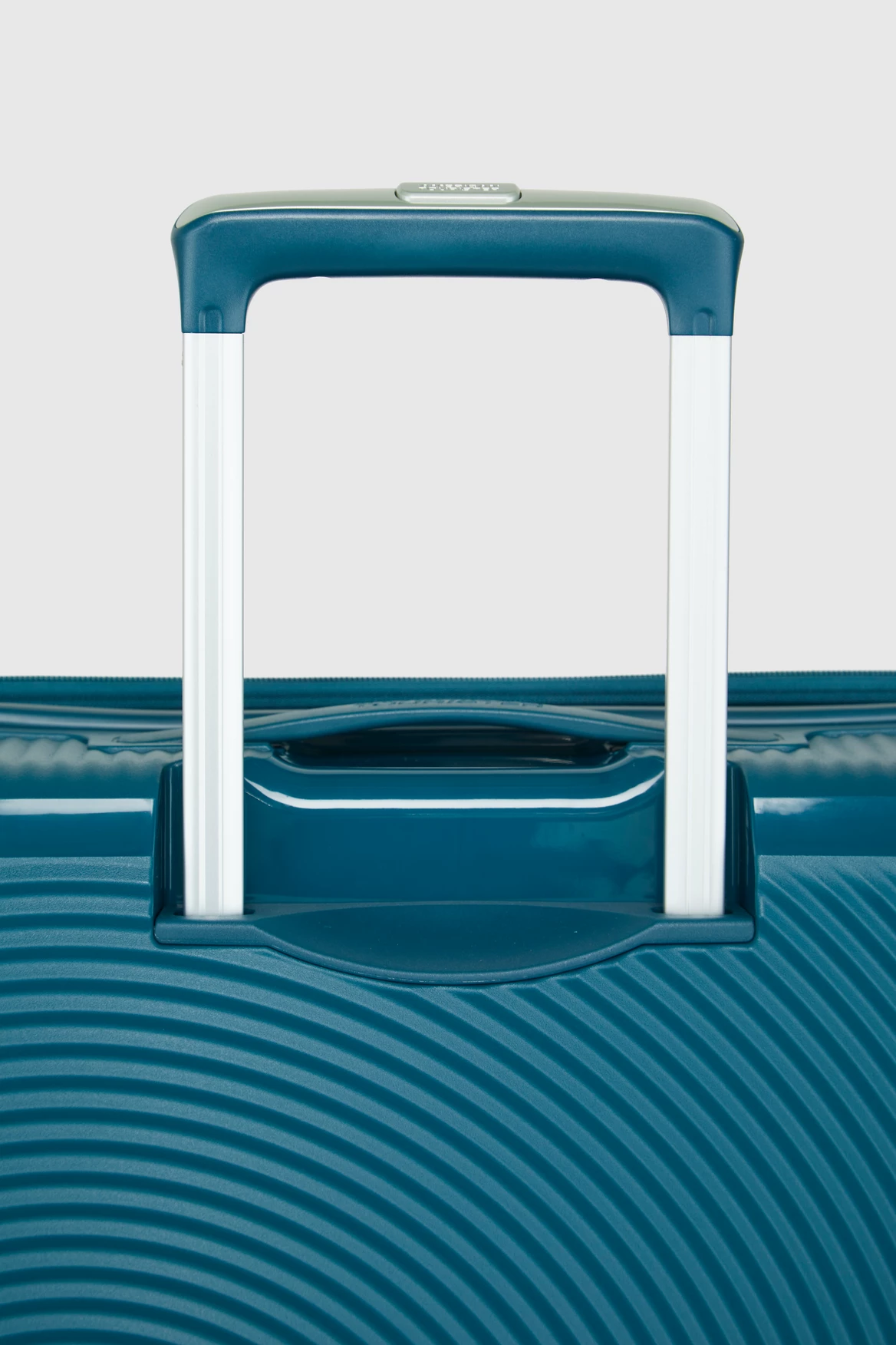 American Tourister Curio 2 80cm Suitcase 8 American Tourister Curio 2 80cm Suitcase - Image 8