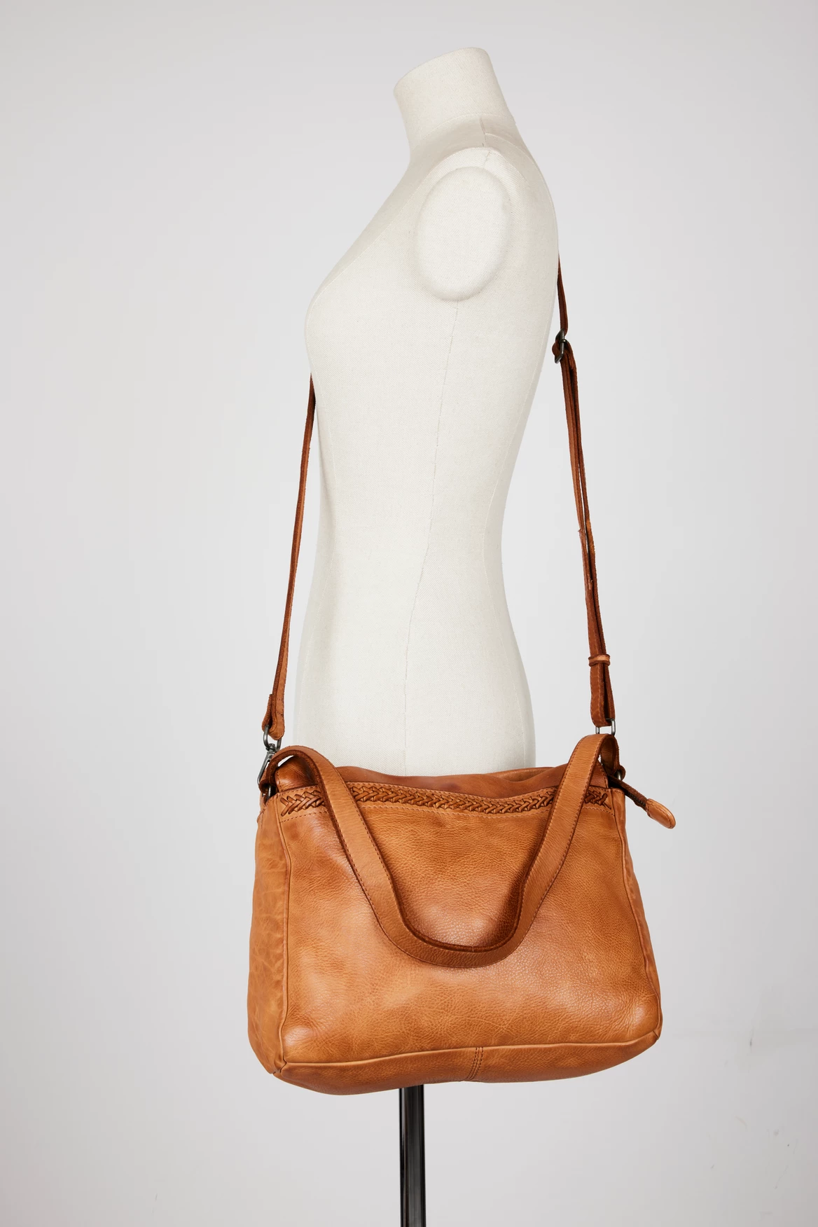 Isla Leather Braided Shopper Bag 5 Isla Leather Braided Shopper Bag - Image 5