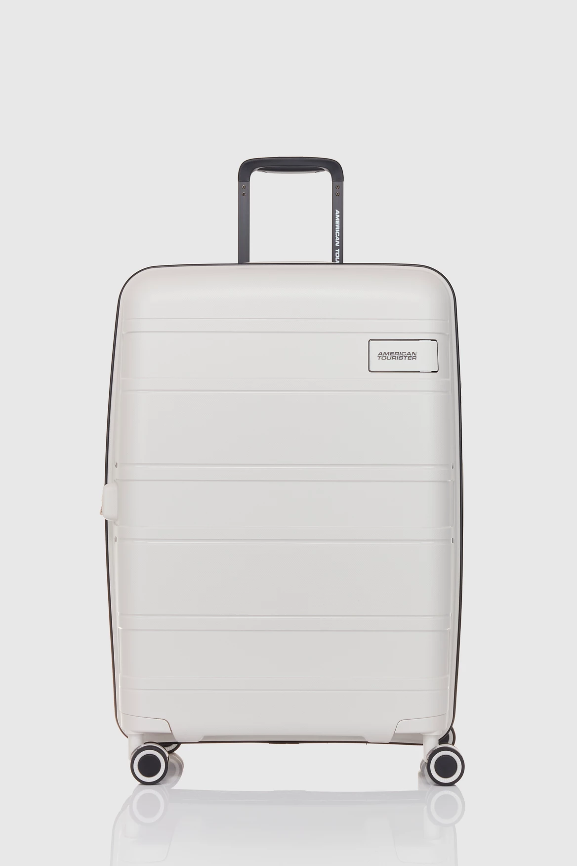 American Tourister Light Max 69cm Case 4 American Tourister Light Max 69cm Case - Image 4