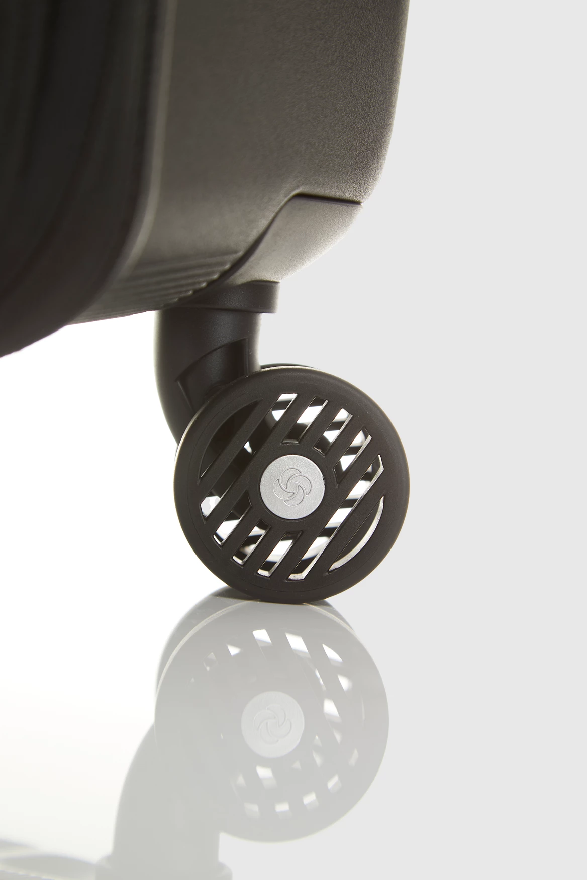 Samsonite Interlace 81cm Suitcase 7 Samsonite Interlace 81cm Suitcase - Image 7