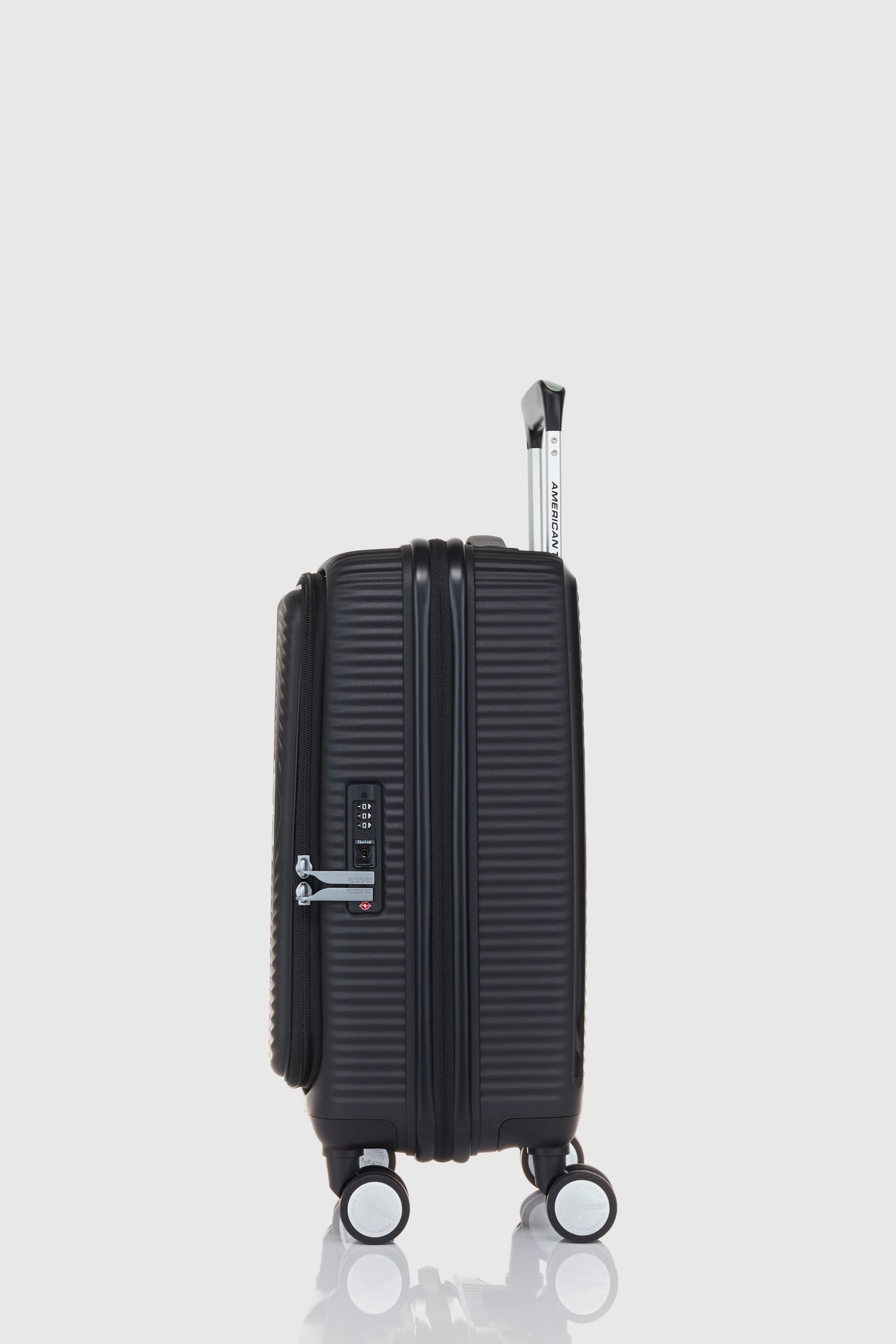 American Tourister Curio Book 55cm Case 2 American Tourister Curio Book 55cm Case - Image 2