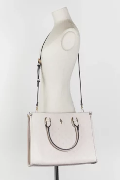 Emboss Tote Bag -Luggage Sales Shop 3209917 4