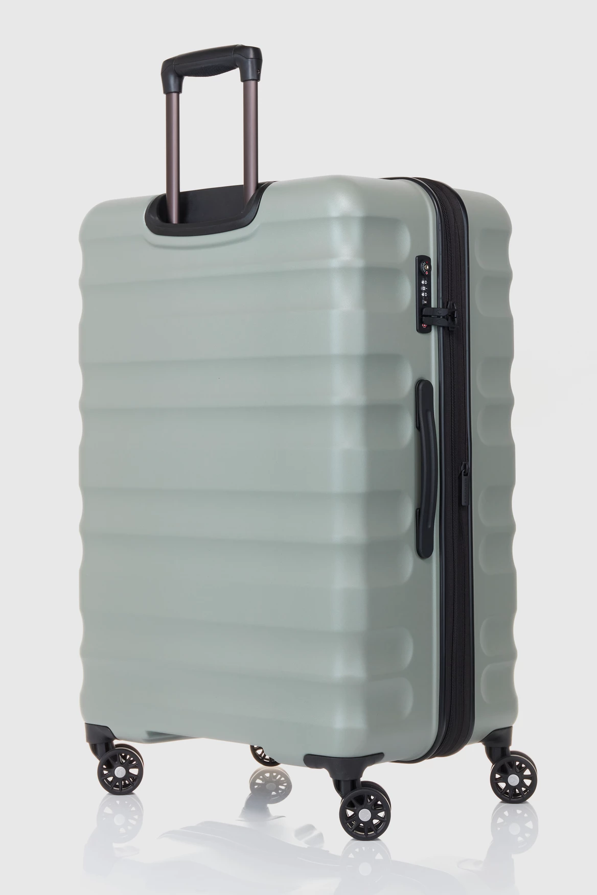 Antler Clifton 80cm Suitcase 5 Antler Clifton 80cm Suitcase - Image 5