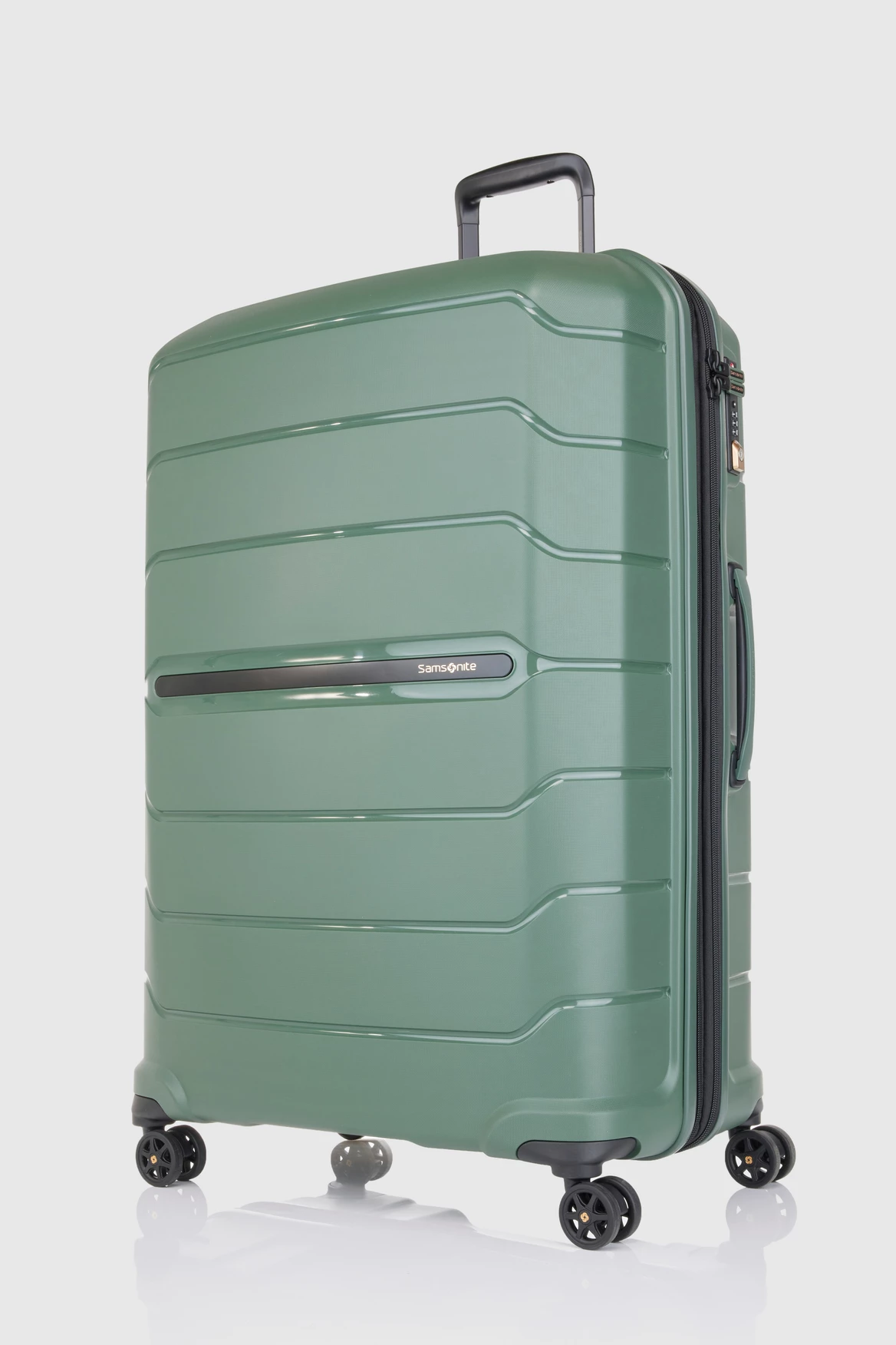 Samsonite Oc2lite 81cm Suitcase 1 Samsonite Oc2lite 81cm Suitcase