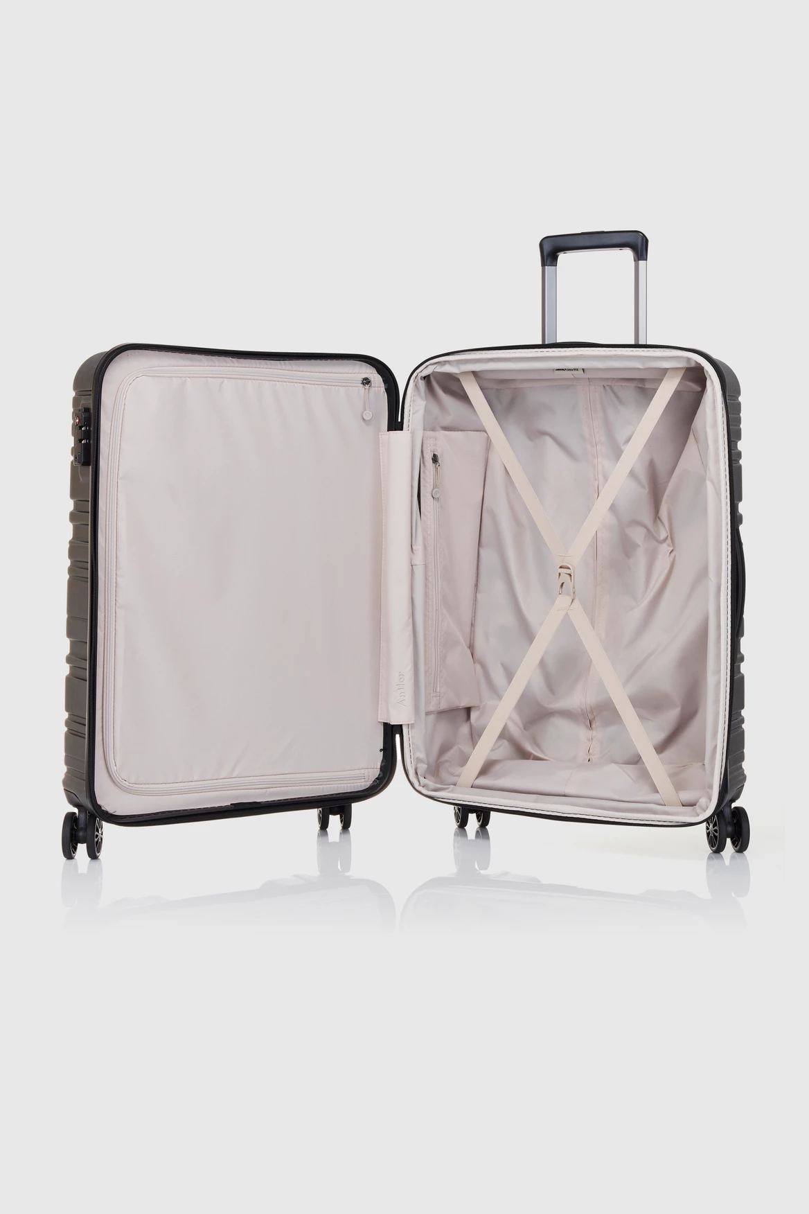 Antler Holcombe 68cm Suitcase 3 Antler Holcombe 68cm Suitcase - Image 3