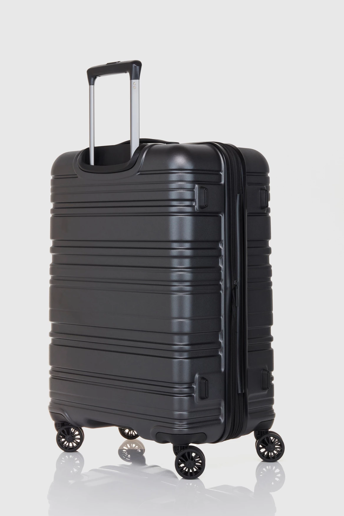 Antler Holcombe 68cm Suitcase 5 Antler Holcombe 68cm Suitcase - Image 5