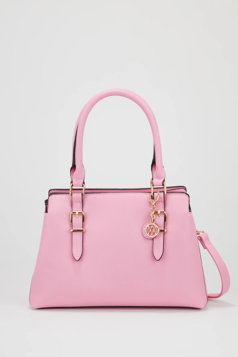 Luggage Sales Shop -Luggage Sales Shop 3211122 1 768x1152 1